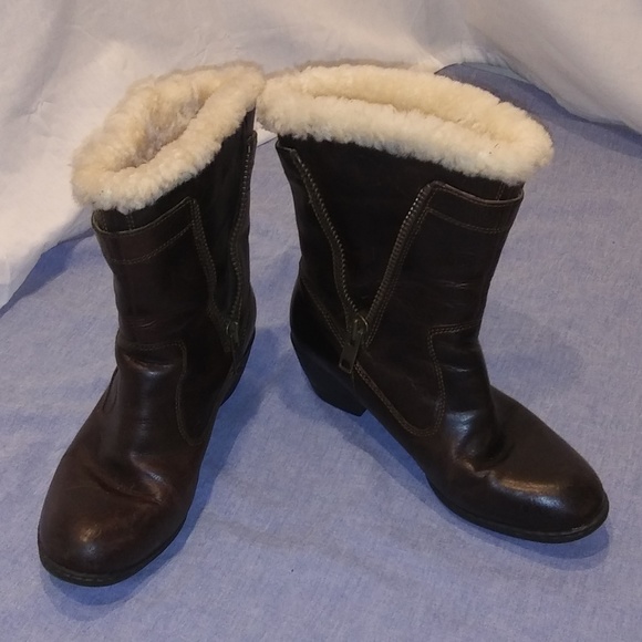 Born Danila Heeled Boots - Picture 2 of 7